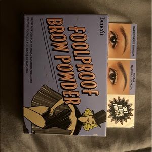 Fool proof brow powder NEW in taped box!